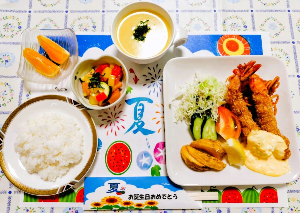 ケアハウス南紀　７月お誕生日会