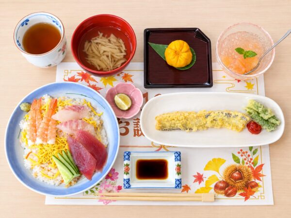 10月お誕生日会（第二ケアハウス南紀）